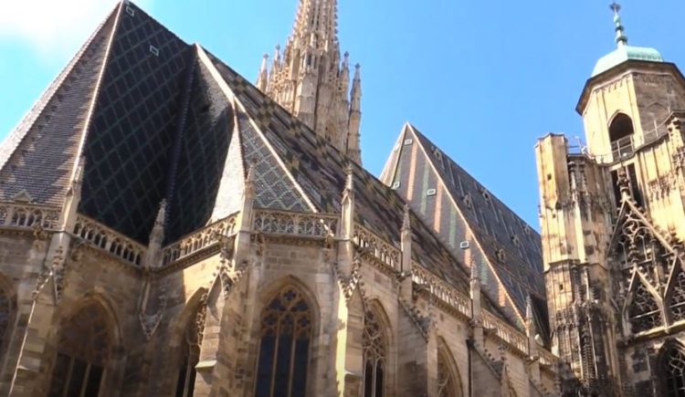 Tejado de la catedral de san esteban de viena